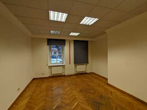 коммерческая по адресу Богдана Хмельницкого ул., 29