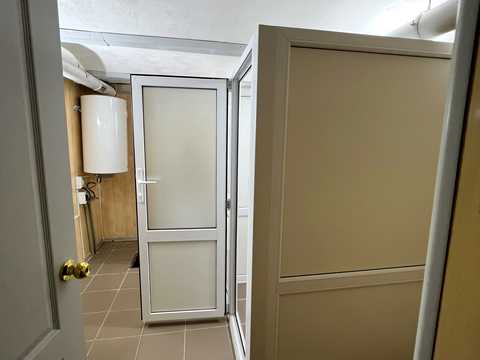коммерческая по адресу Старопортофранковская ул. (Комсомольська), 97