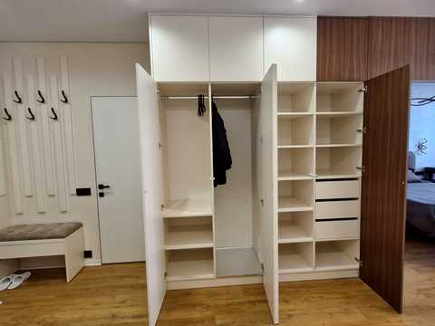 квартира по адресу Червоной Калины просп., 56