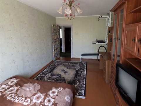 квартира за адресою Андрія Первозванного вул. (Стахурського), 80