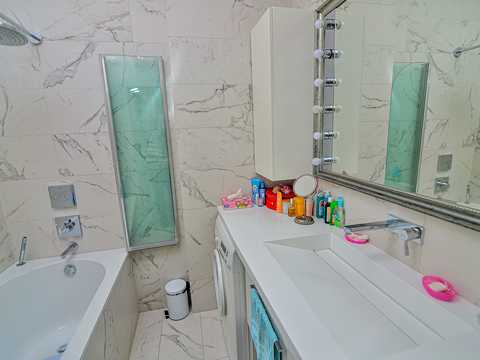 квартира за адресою Ромашкова вул., 10