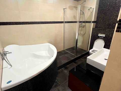 квартира за адресою Лабораторна вул., 8
