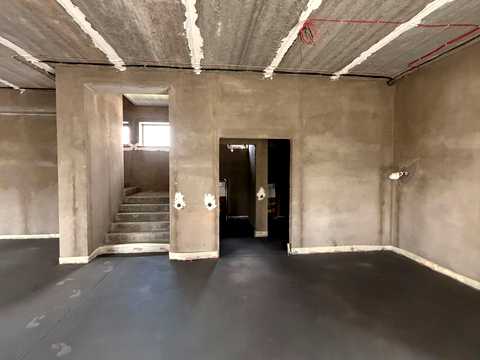 коммерческая по адресу Олеся Гончара ул. (Корнійчука), 2а