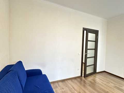 квартира за адресою Сім'ї Кульженків вул. (Петра Дегтяренка), 37