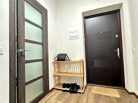 квартира за адресою Сім'ї Кульженків вул. (Петра Дегтяренка), 37