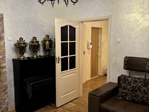 квартира за адресою Перемоги просп., 72а