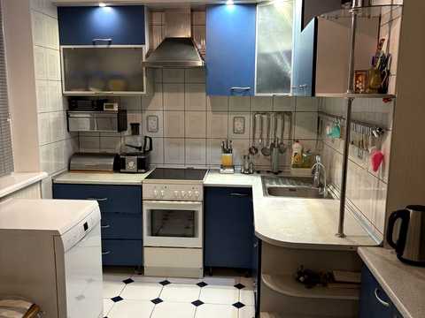 квартира за адресою Перемоги просп., 72а