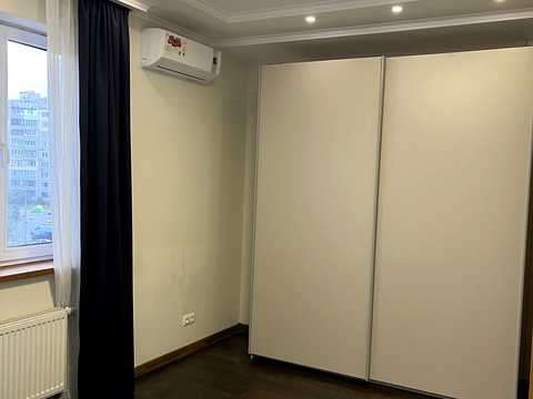 квартира по адресу Драгоманова ул., 38