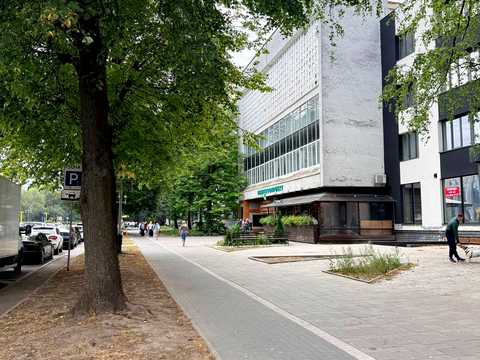 коммерческая по адресу Ровно, Кавказская ул., 9