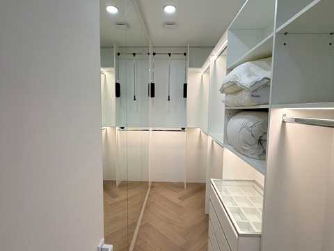 квартира за адресою Київ, Саперне Поле вул., 5