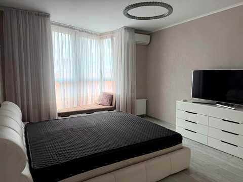 квартира по адресу Драгоманова ул., 2-Б