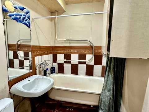 квартира за адресою Сумгаїтська вул., 5