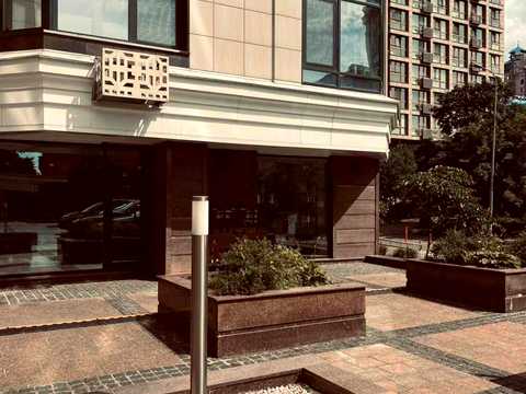 коммерческая по адресу Златоустовская ул., 25