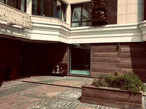 коммерческая по адресу Златоустовская ул., 25