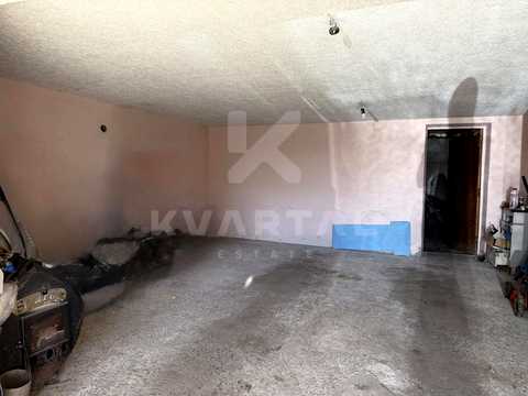 будинок за адресою смт. Гостомель, Ірпінська вул., 11
