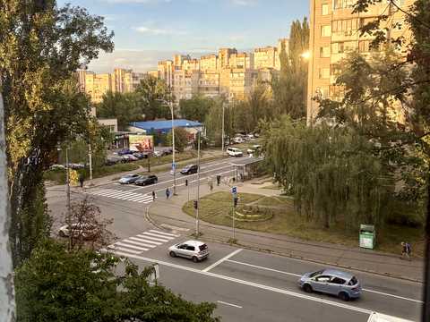 квартира за адресою Гната Юри вул., 2