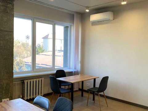 комерційна за адресою Зелена вул., 238