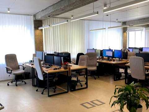 комерційна за адресою Зелена вул., 238