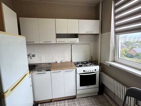 квартира по адресу Гвардейцев-Широнинцев ул., 53