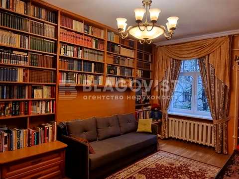 квартира по адресу Институтская ул., 15/5