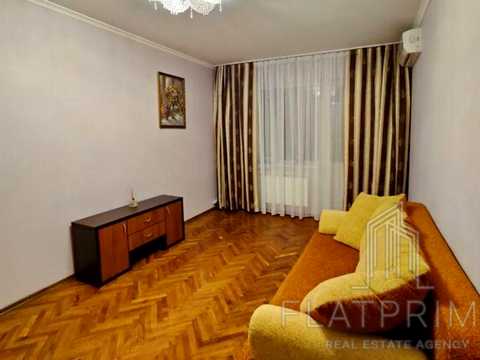 квартира по адресу Академика Глушкова просп., 29