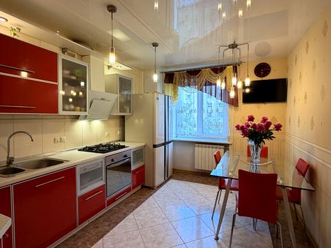 квартира за адресою Шота Руставелі вул., 10