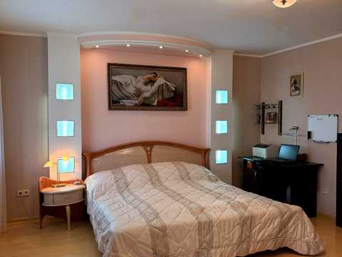 квартира за адресою Шота Руставелі вул., 10