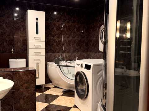 квартира за адресою Шота Руставелі вул., 10