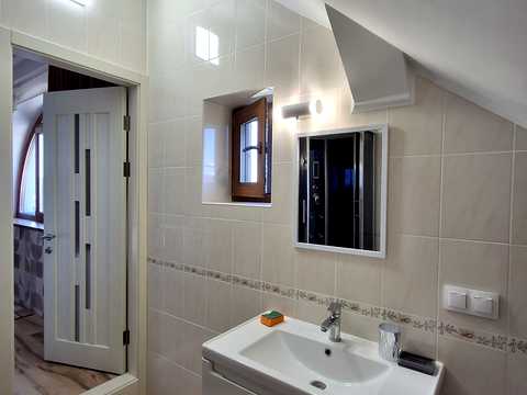квартира за адресою Миру вул., 24