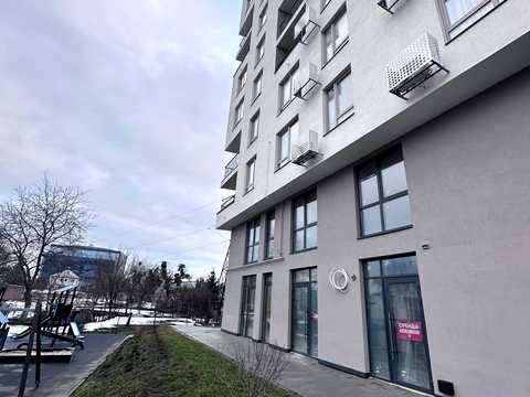 комерційна за адресою Зелена вул., 267А