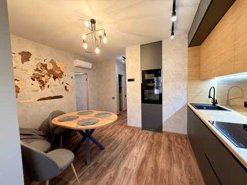 квартира за адресою Перлинна вул., 1б