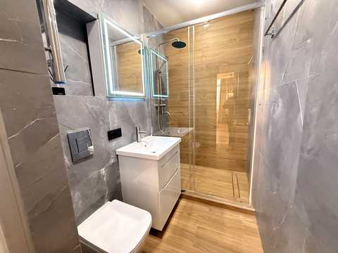 квартира за адресою Перлинна вул., 1б