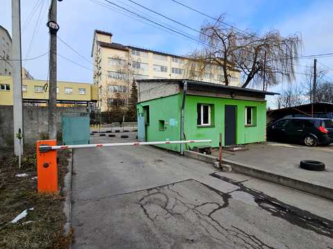 паркомісце за адресою Богдана Хмельницького  вул., 200