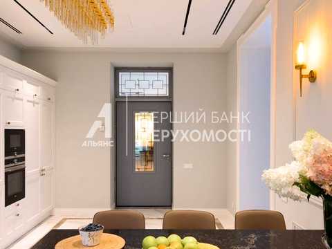 дом по адресу Куприна ул., 1/10