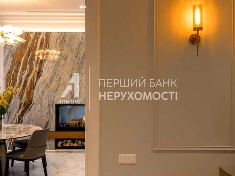 дом по адресу Куприна ул., 1/10