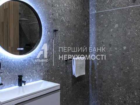 дом по адресу Куприна ул., 1/10