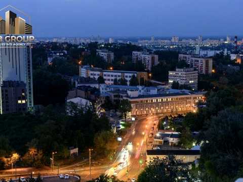 комерційна за адресою Січових Стрільців вул. (Артема), 84-А