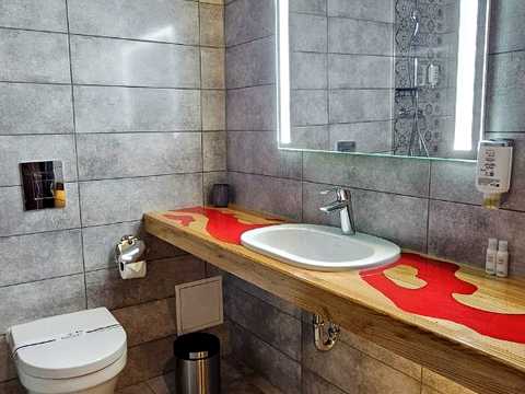 квартира за адресою с. Поляниця, урочище Вишні вул., 540