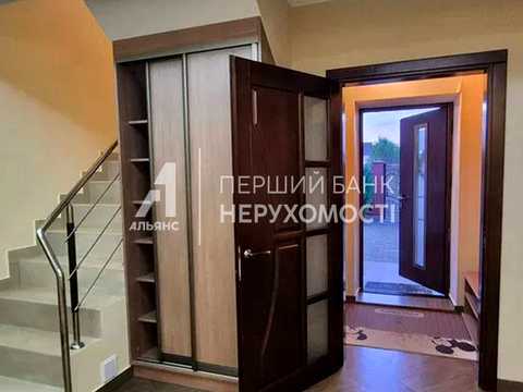 дом по адресу Центральная ул., 100