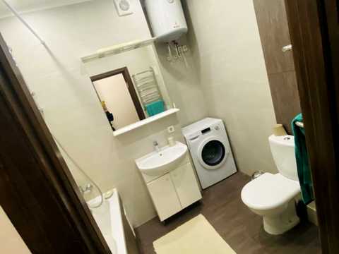 квартира за адресою Регенераторна вул., 4 к1