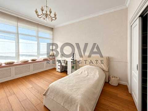 квартира по адресу Кловский спуск, 7