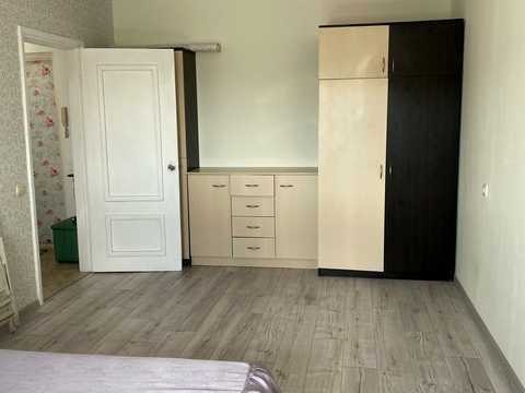 квартира за адресою Євгена Чикаленка вул., 83