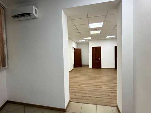 комерційна за адресою Глибочицька вул., 32-Б