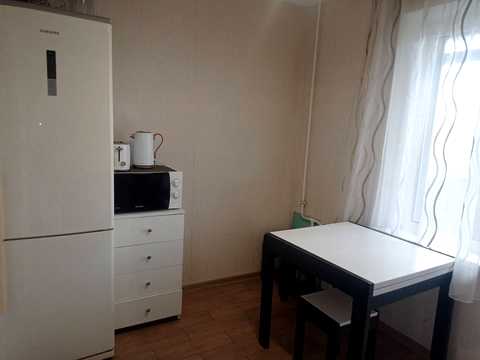 квартира за адресою Автозаводська вул., 67