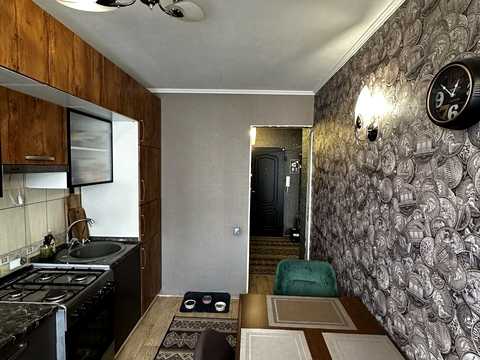 квартира за адресою Краснова вул., 12