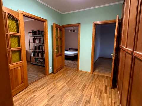 квартира по адресу Приозёрная ул., 8