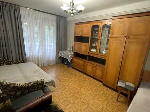 квартира за адресою Верховної Ради бульв., 24