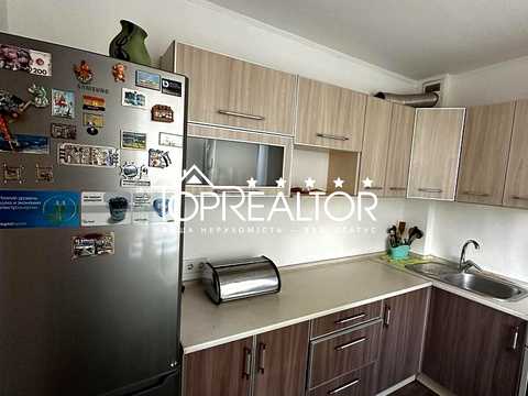 квартира за адресою Перемоги просп., 56