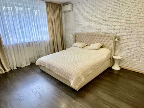 квартира за адресою Петра Калнишевського вул. (Михайла Майорова), 8