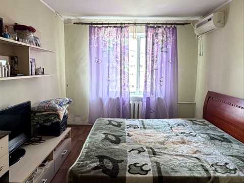 квартира за адресою Героїв просп., 11